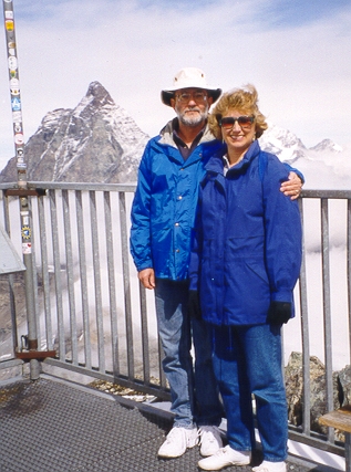 Photo of Tom & Lynda Plymate at the Matterhorn, Switzerland, summer 1998