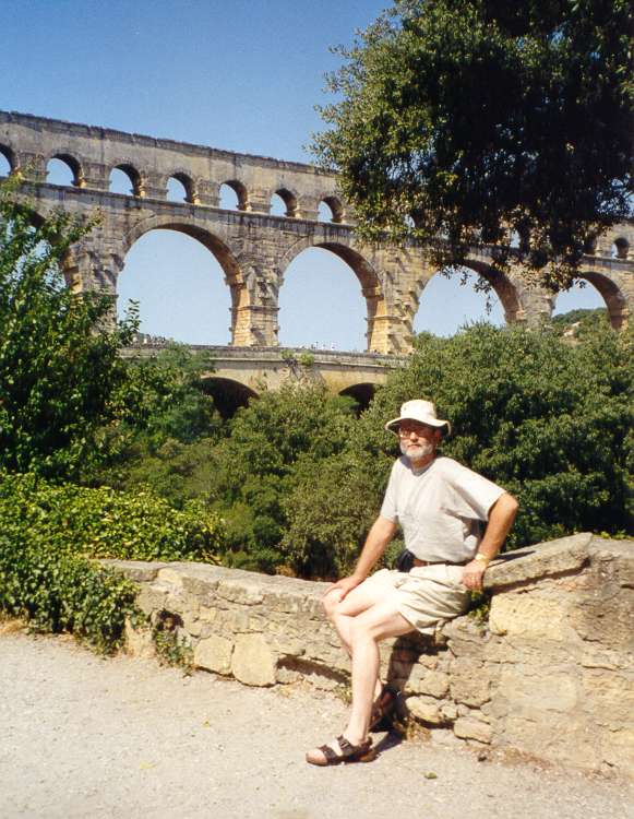 Photo of Tom Plymate at Pont du Gard, France, summer 1998