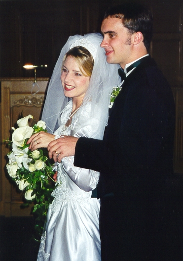 Photo of Brad & Julie Morton at their wedding, October 1998